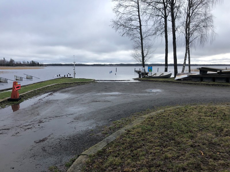 Just nu i Åminne översvämmade hamn